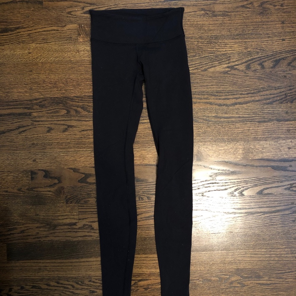Size 2- Black Lululemon Wonder Under Full Length